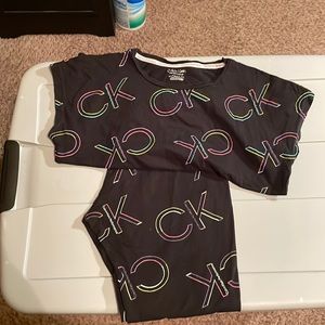 Girls Calvin Klein Outfit with alternate Shirt Sz XL (16)